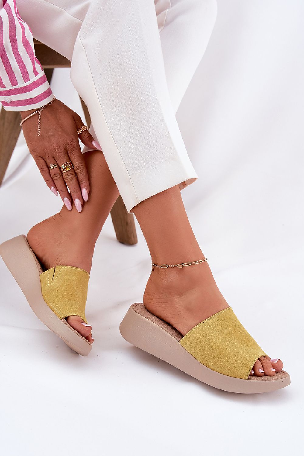  Papucs model 213044 Step in style 