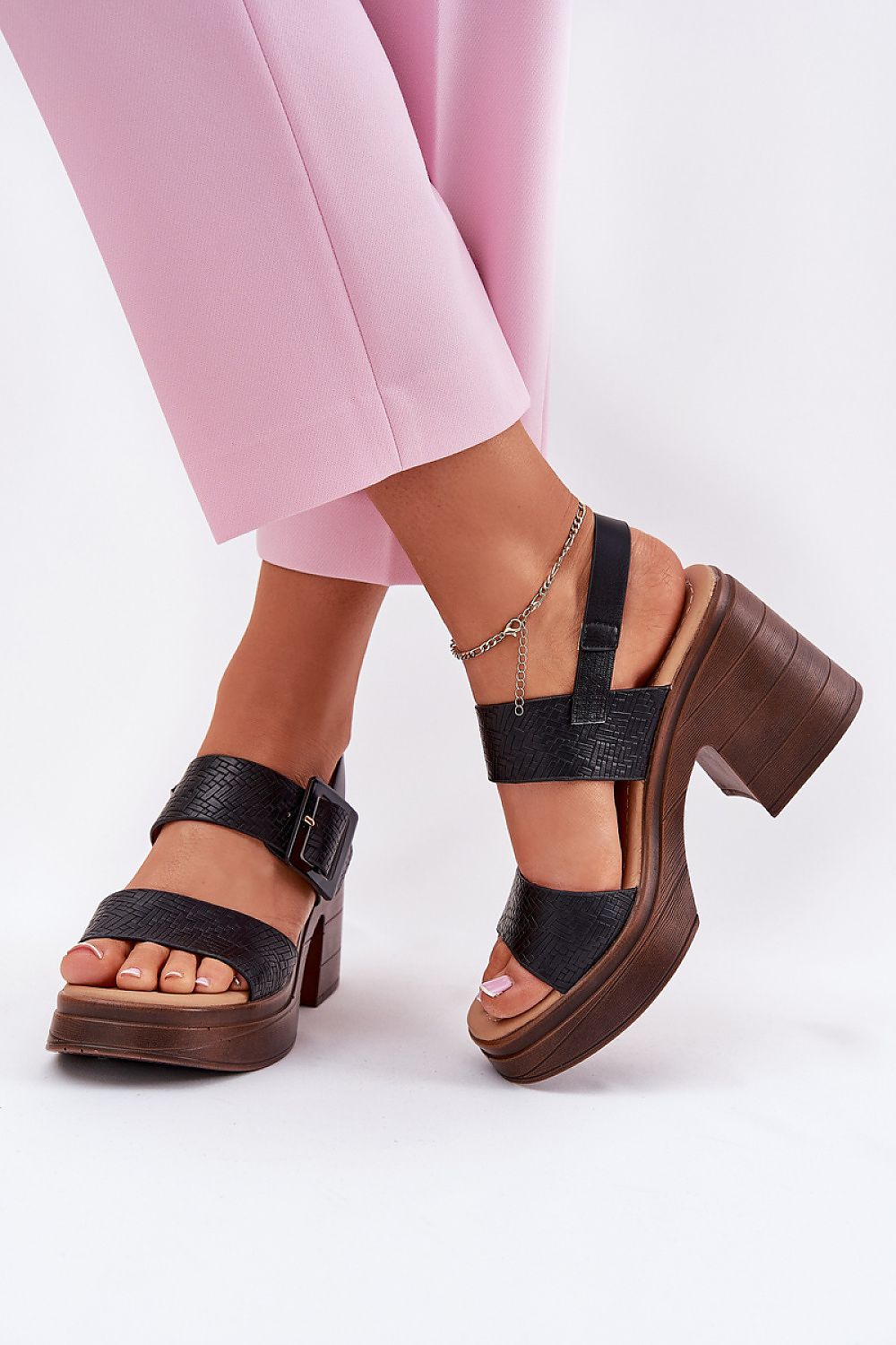  Magassarkú szandál model 213164 Step in style 