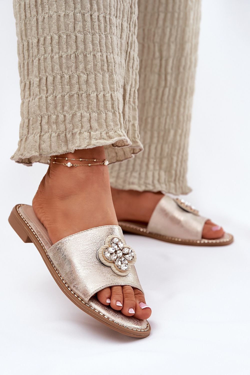  Papucs model 213480 Step in style 