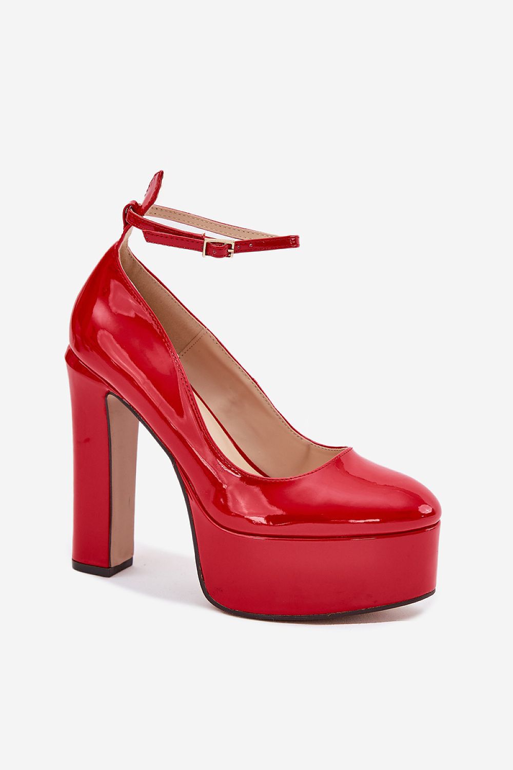  Magassárkú körömcipő model 213884 Step in style 