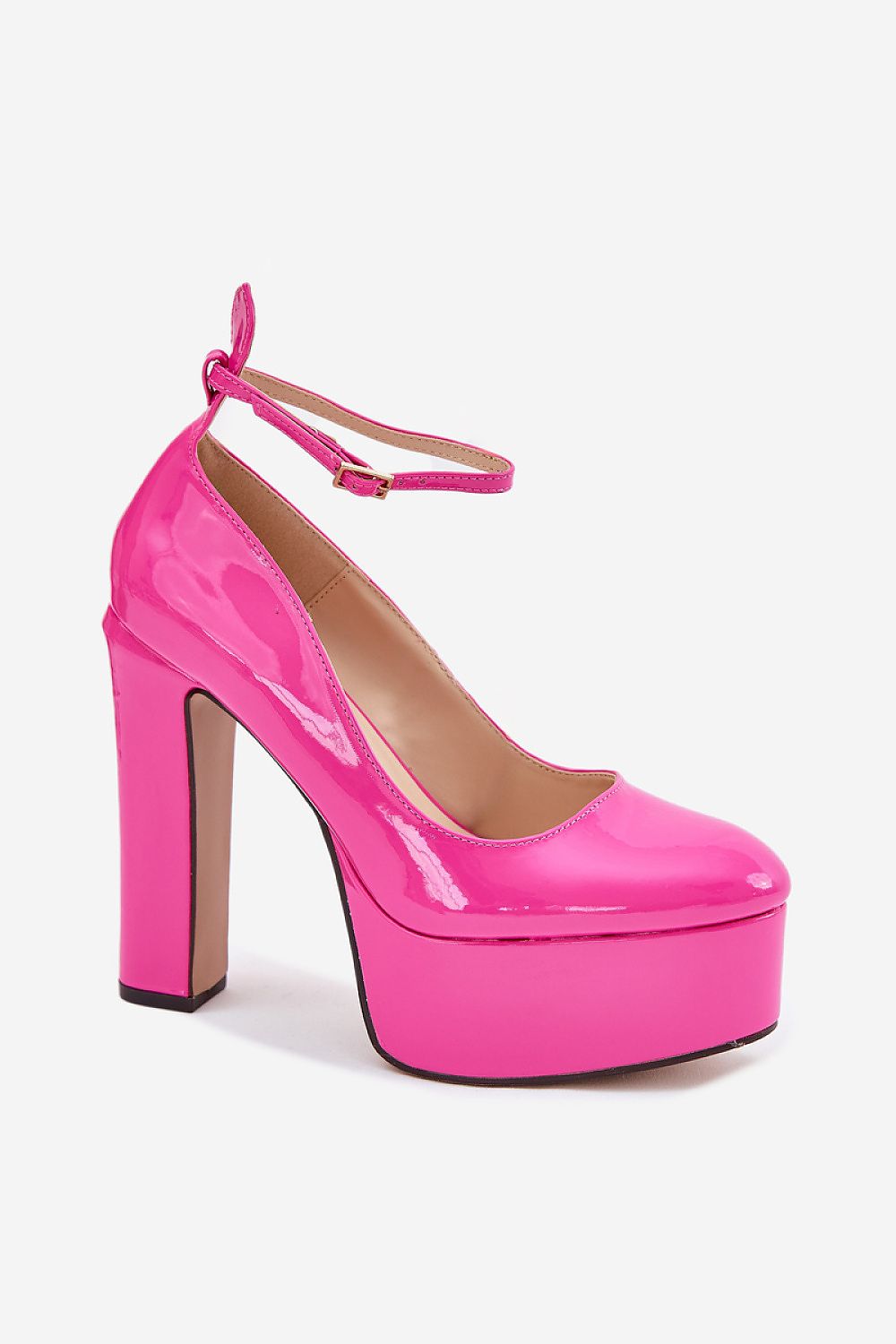  Magassárkú körömcipő model 213887 Step in style 