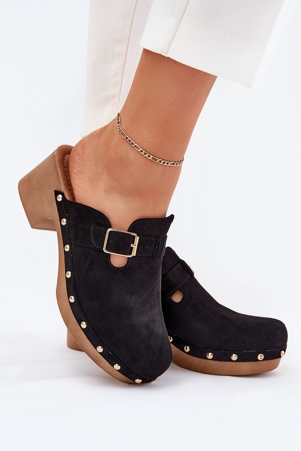  Papucs model 214126 Step in style 