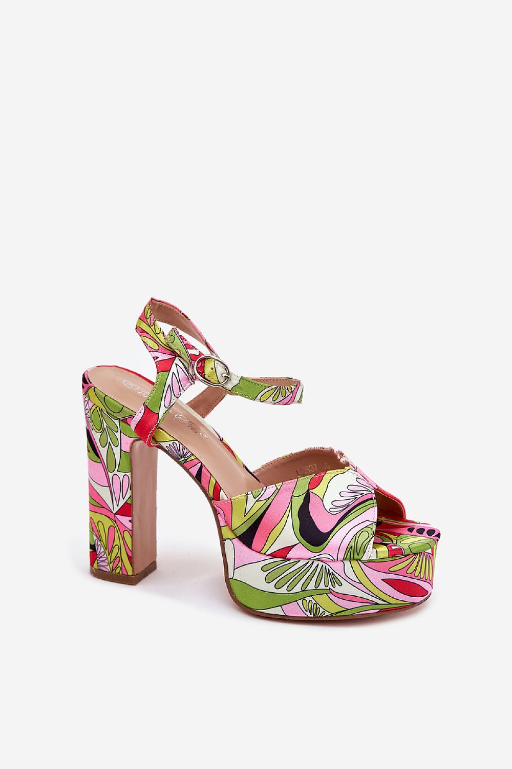  Magassarkú szandál model 214389 Step in style 