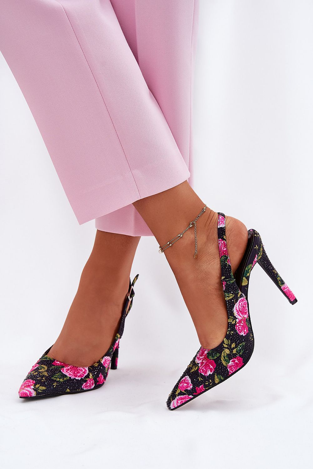  Magassarkú szandál model 214484 Step in style 