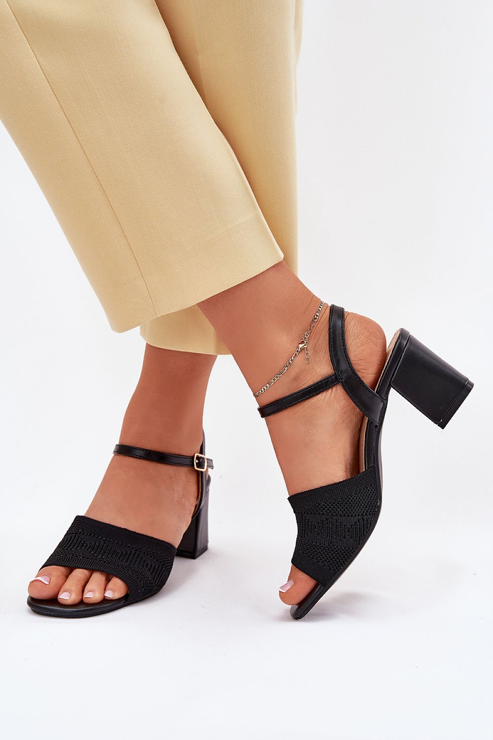  Magassarkú szandál model 214686 Step in style 