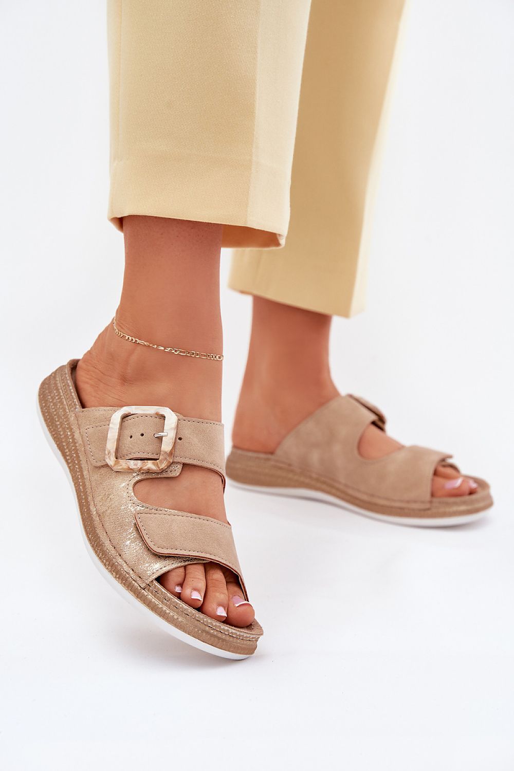  Papucs model 214738 Step in style 