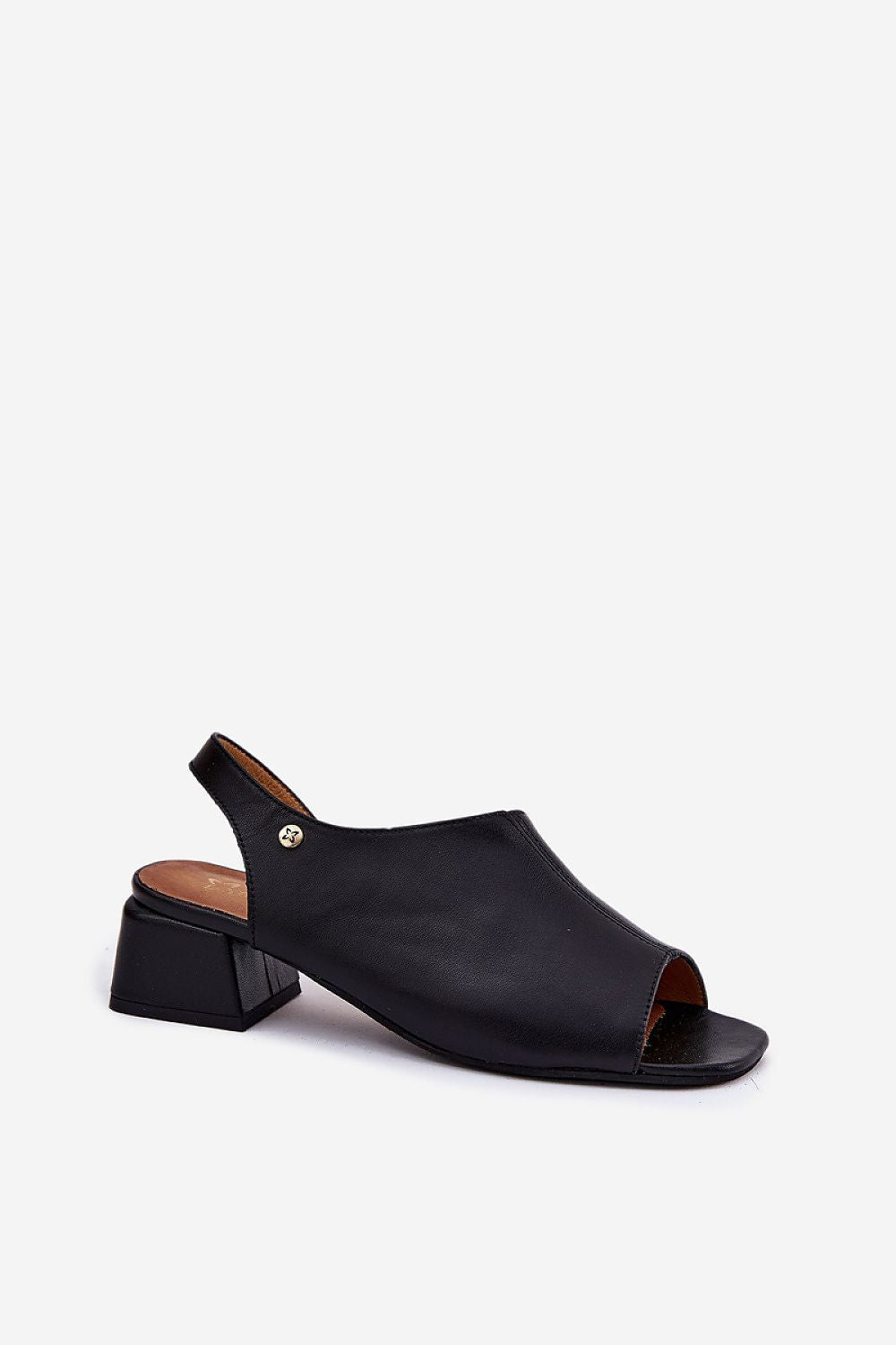  Magassarkú szandál model 215343 Step in style 