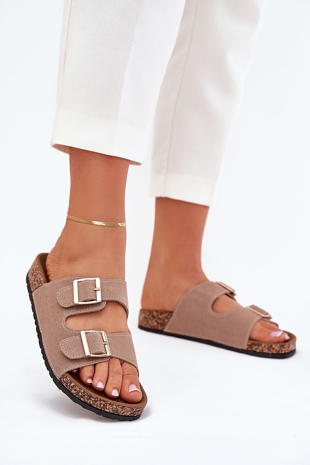  Papucs model 215420 Step in style 