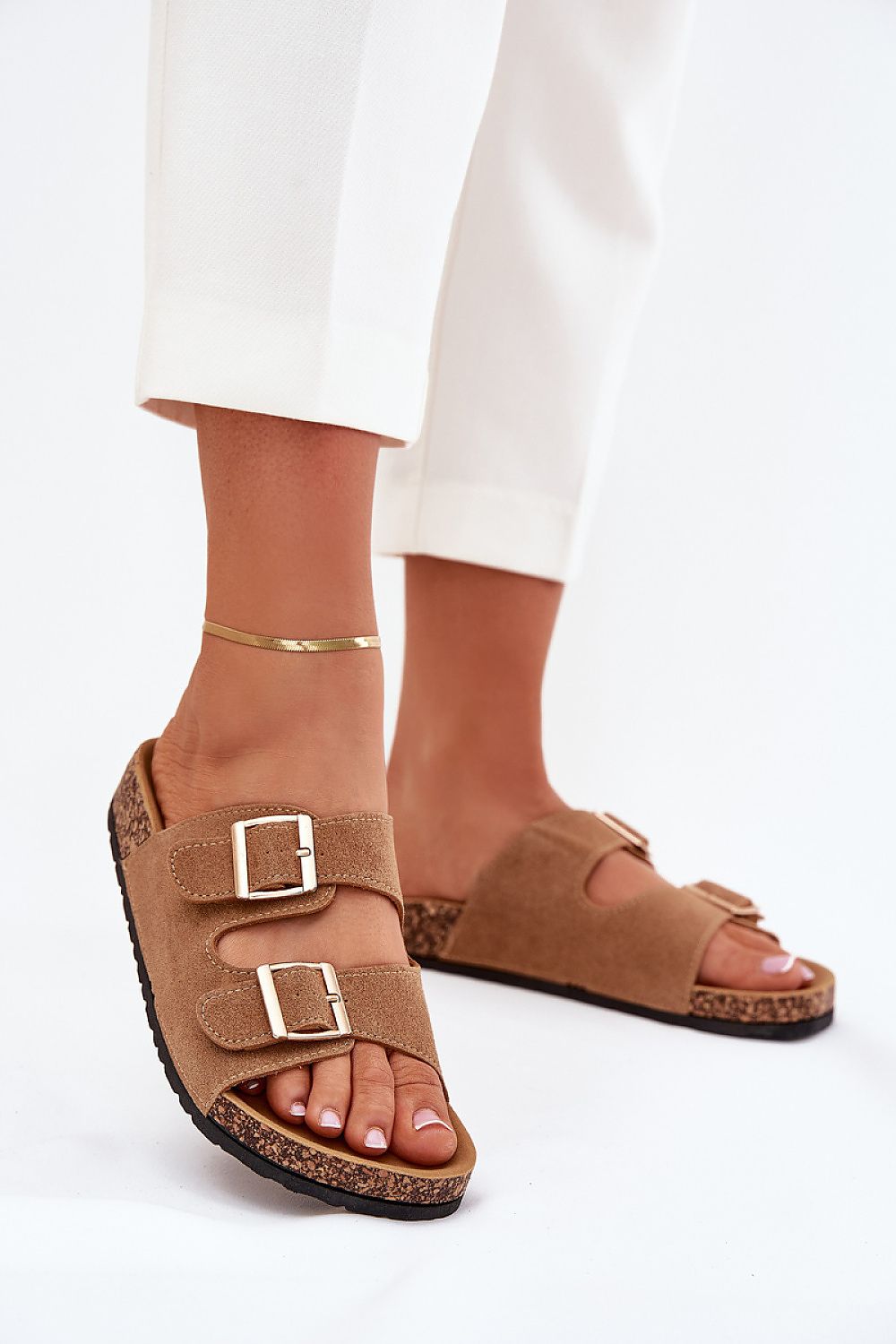  Papucs model 215422 Step in style 
