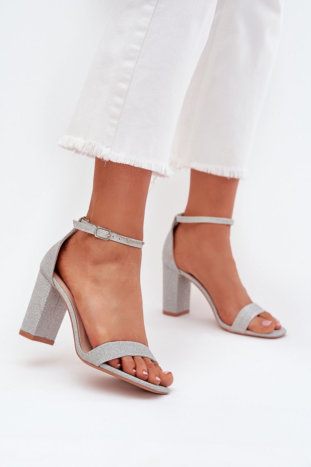  Magassarkú szandál model 215641 Step in style 