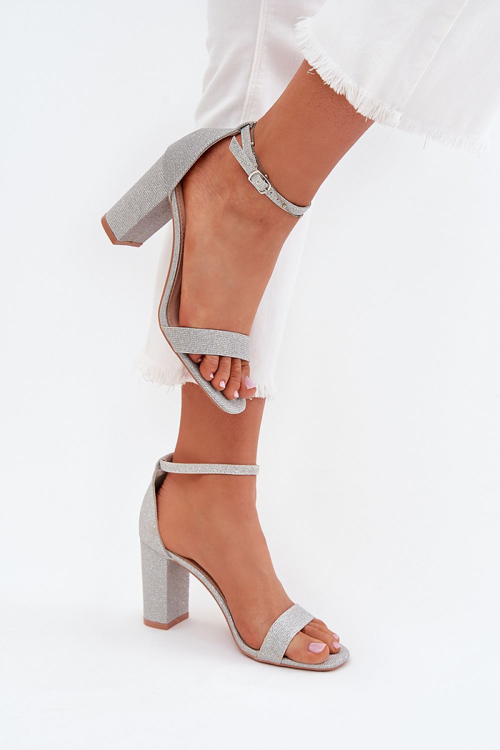  Magassarkú szandál model 215641 Step in style 