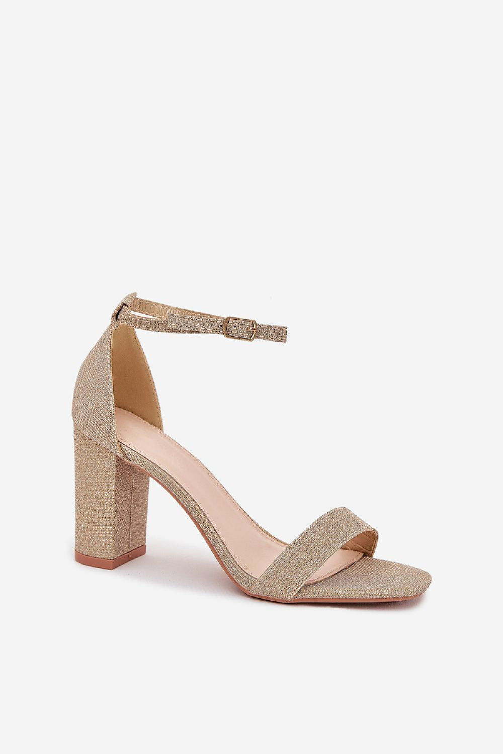  Magassarkú szandál model 215643 Step in style 