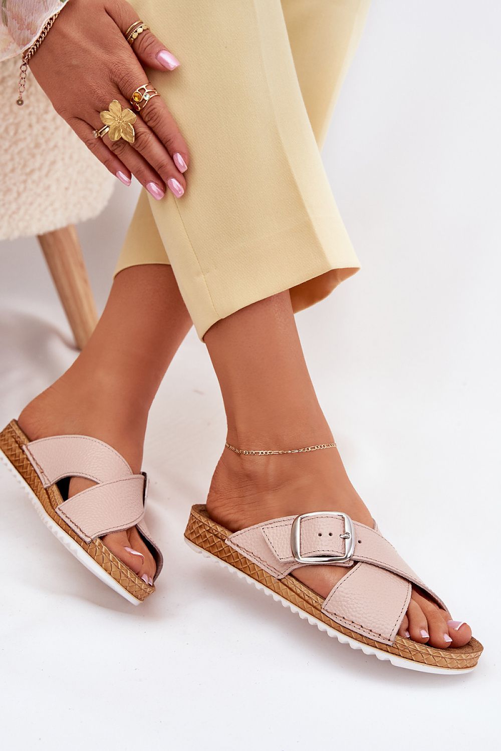  Papucs model 215684 Step in style 