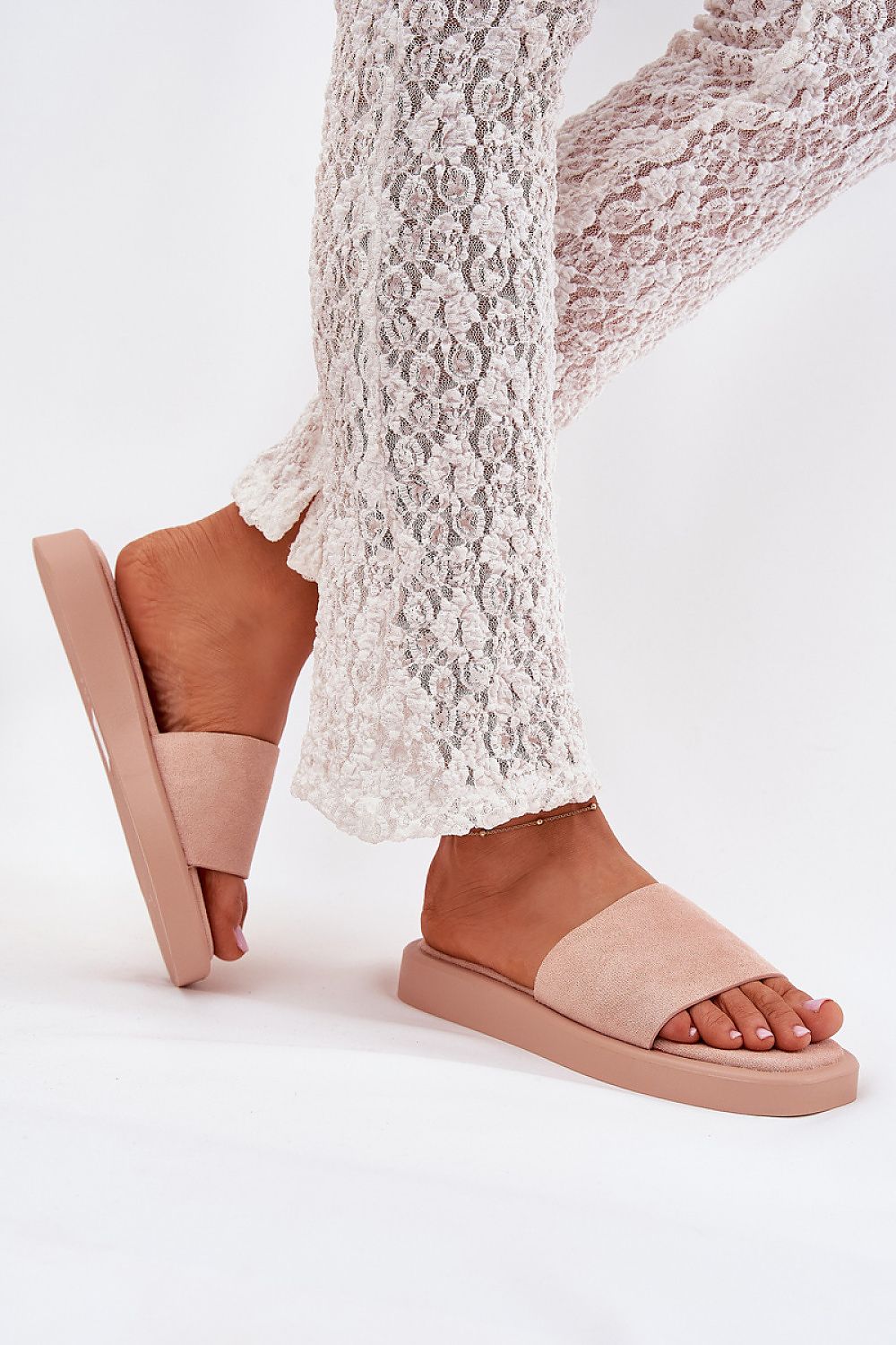  Papucs model 215739 Step in style 