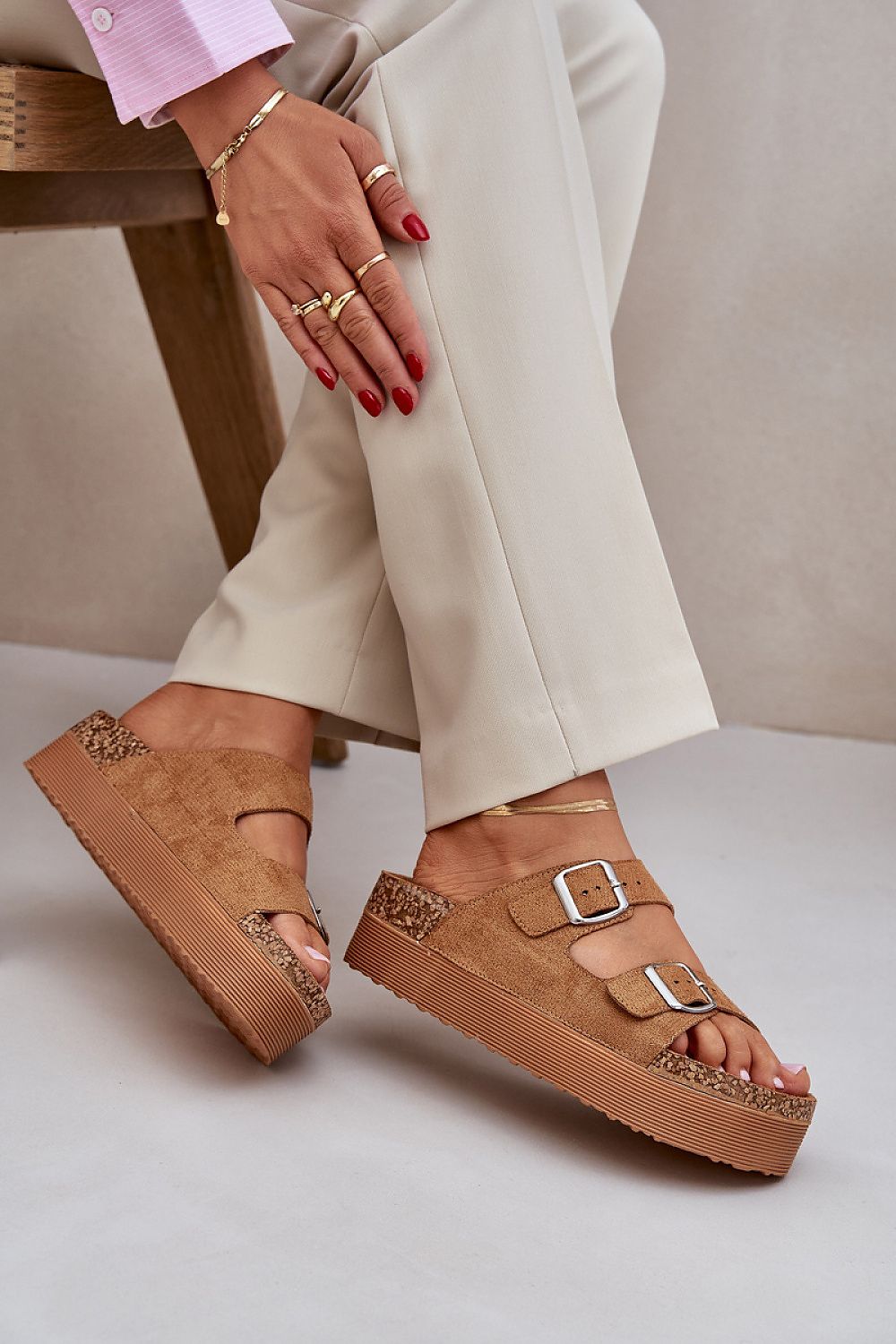  Papucs model 215955 Step in style 