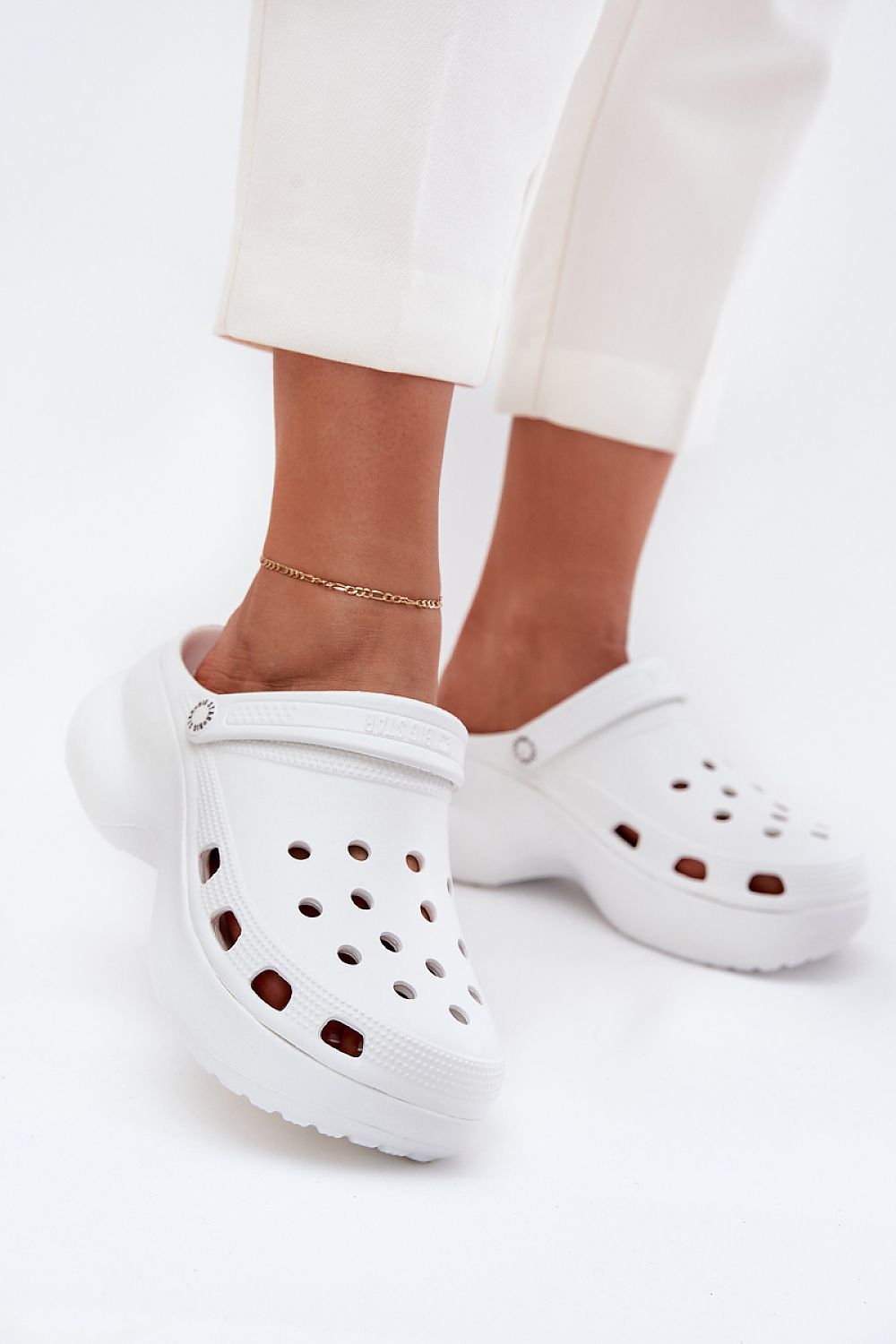  Papucs model 215958 Step in style 