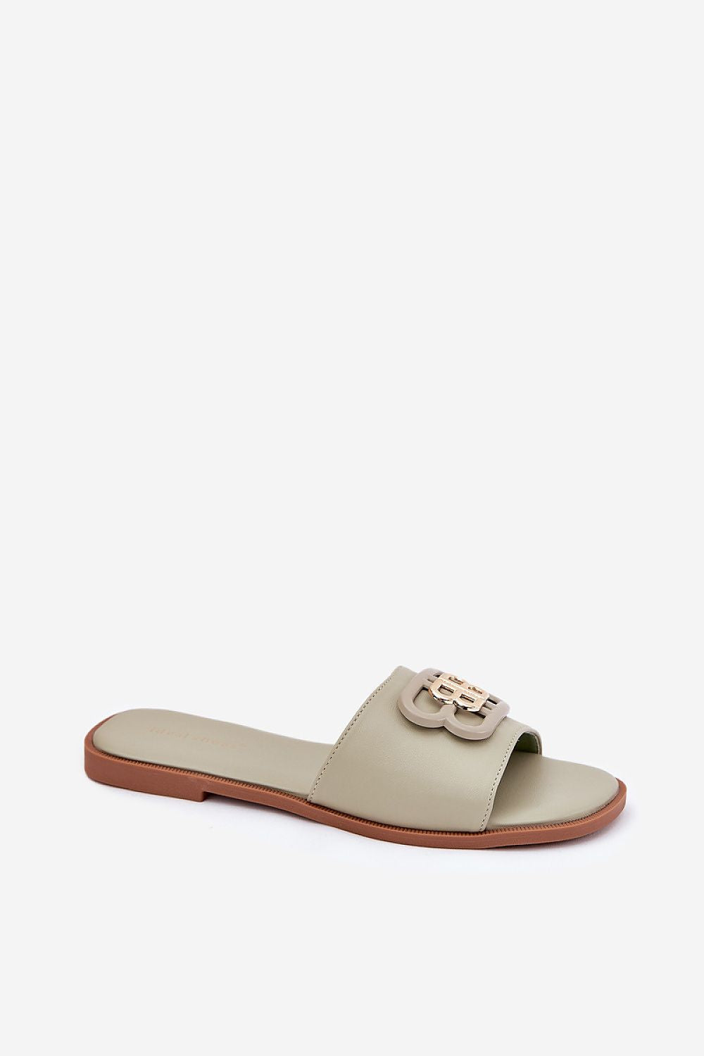  Papucs model 215961 Step in style 