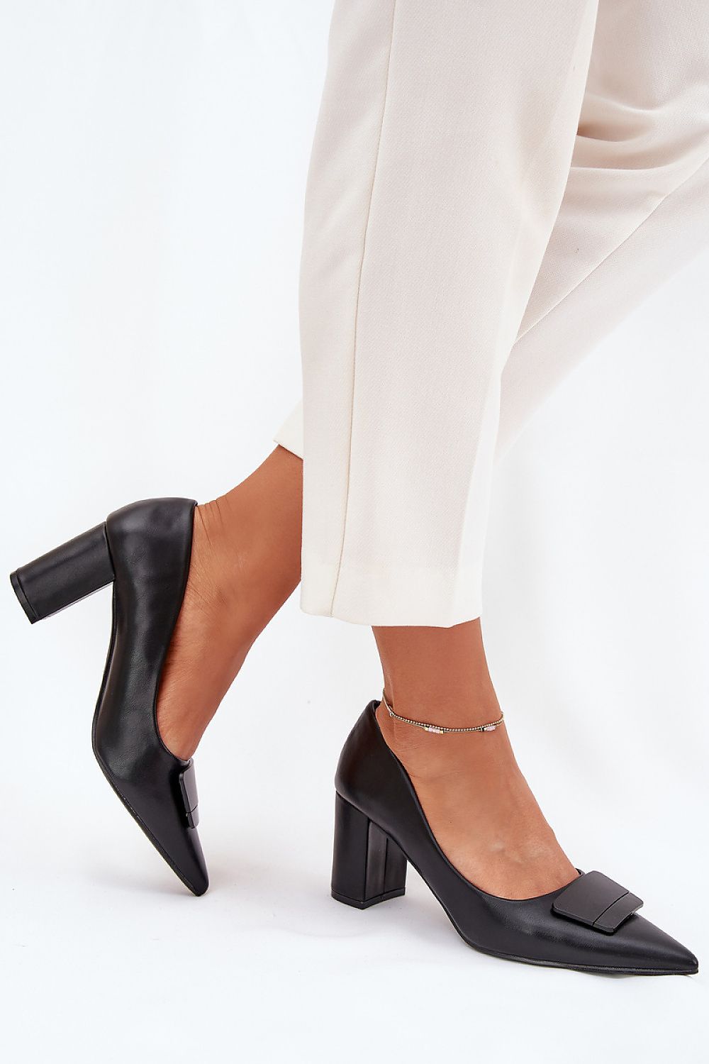  Magassárkú körömcipő model 216022 Step in style 