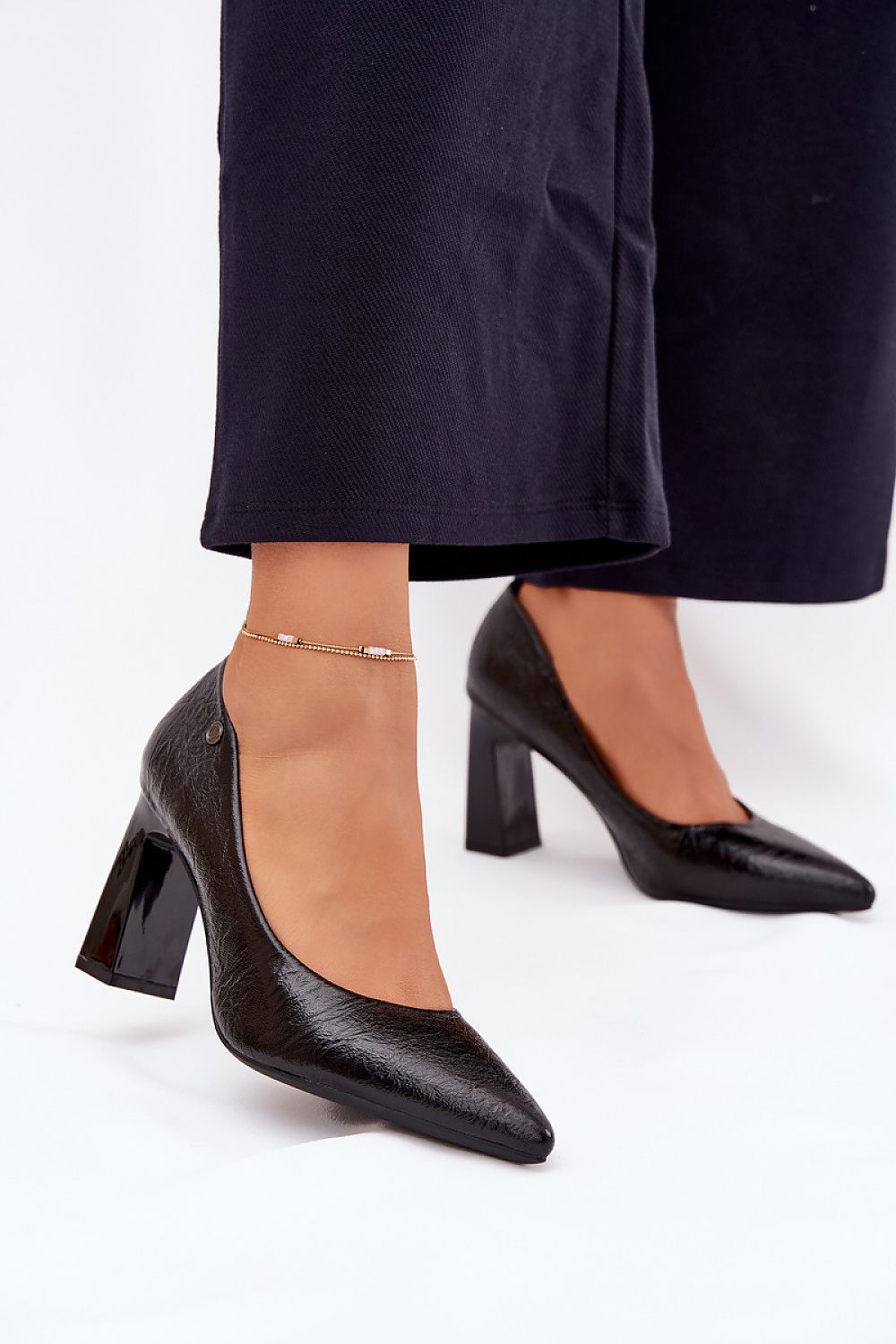  Magassárkú körömcipő model 216310 Step in style 