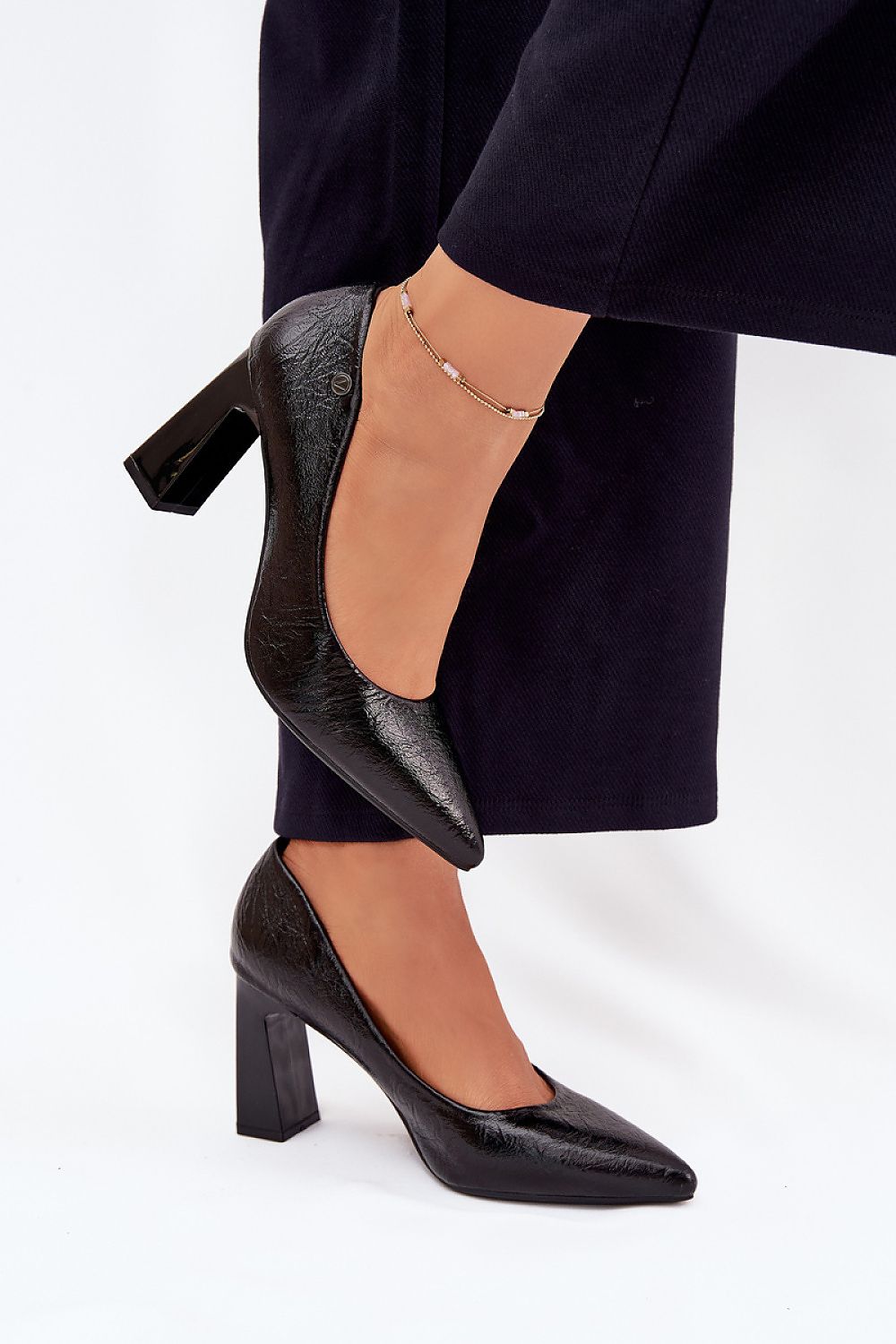  Magassárkú körömcipő model 216310 Step in style 