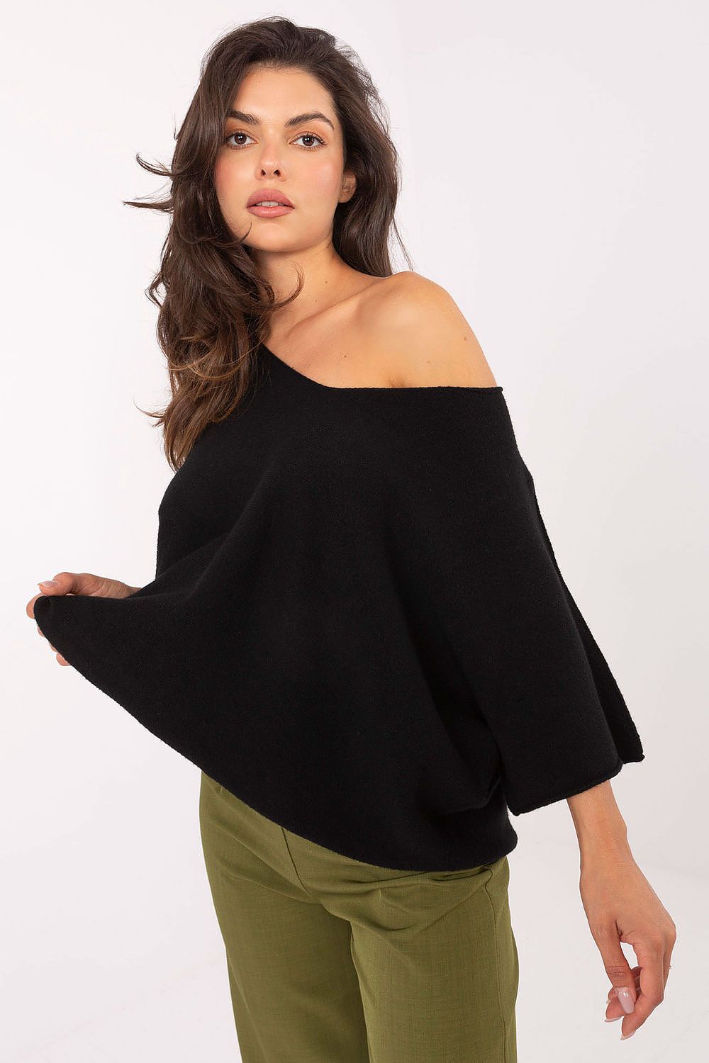  Rövidujjú pulóver model 216684 Italy Moda 