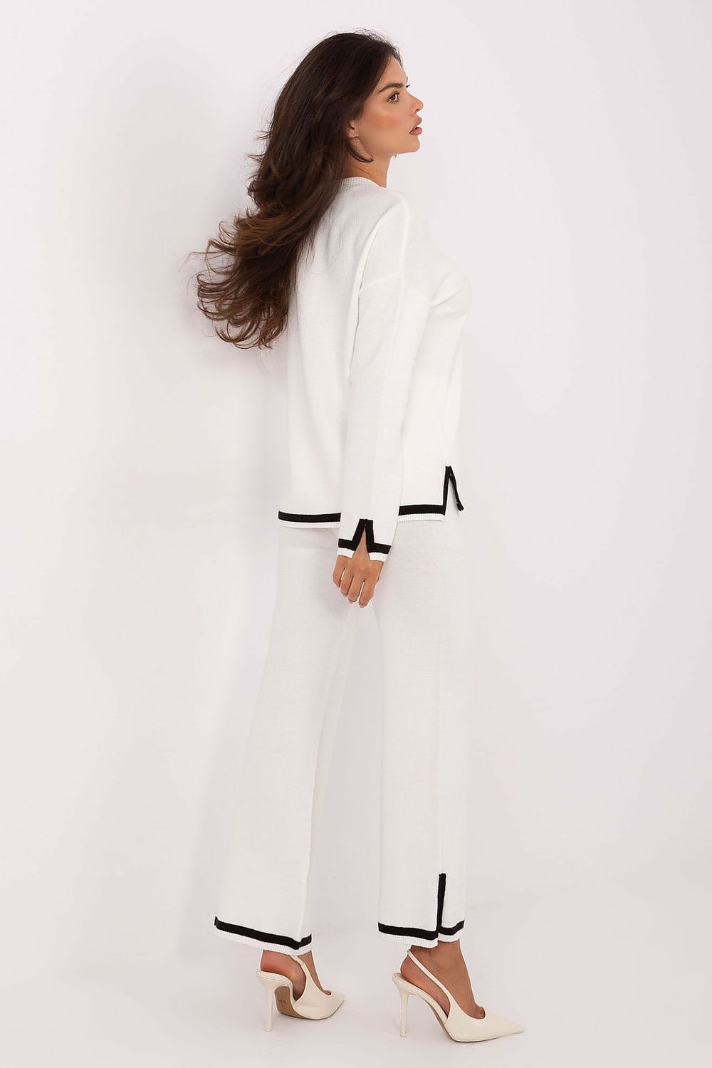  Együttes model 216697 Italy Moda 