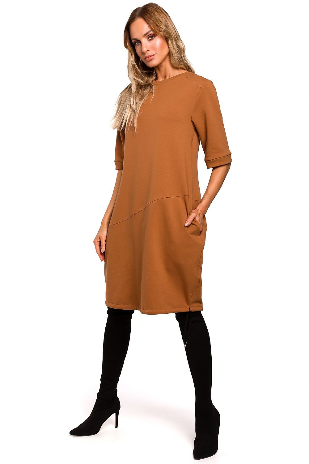  Hétköznapi ruha model 135503 Moe 