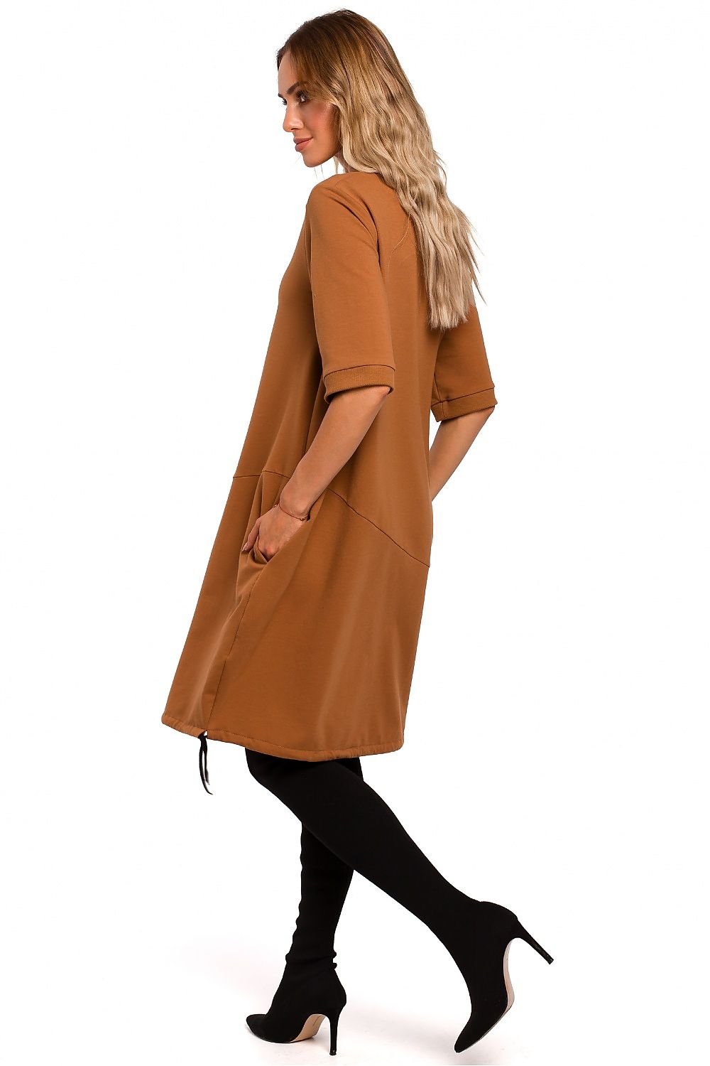  Hétköznapi ruha model 135503 Moe 