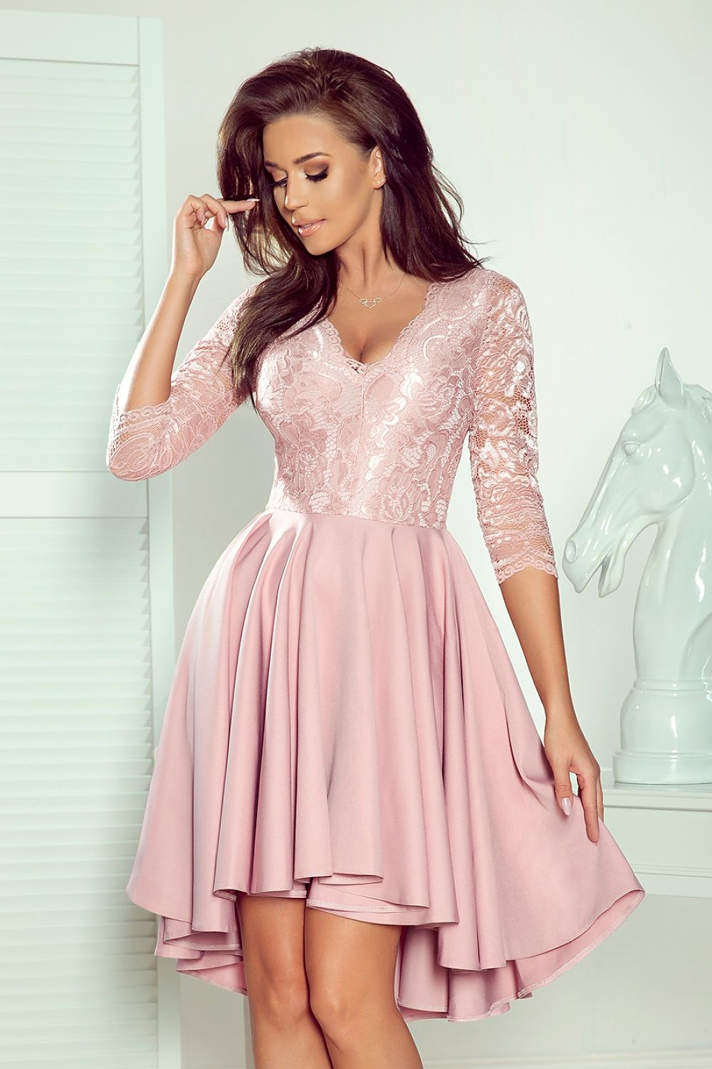  Estélyi ruha model 136998 Numoco 