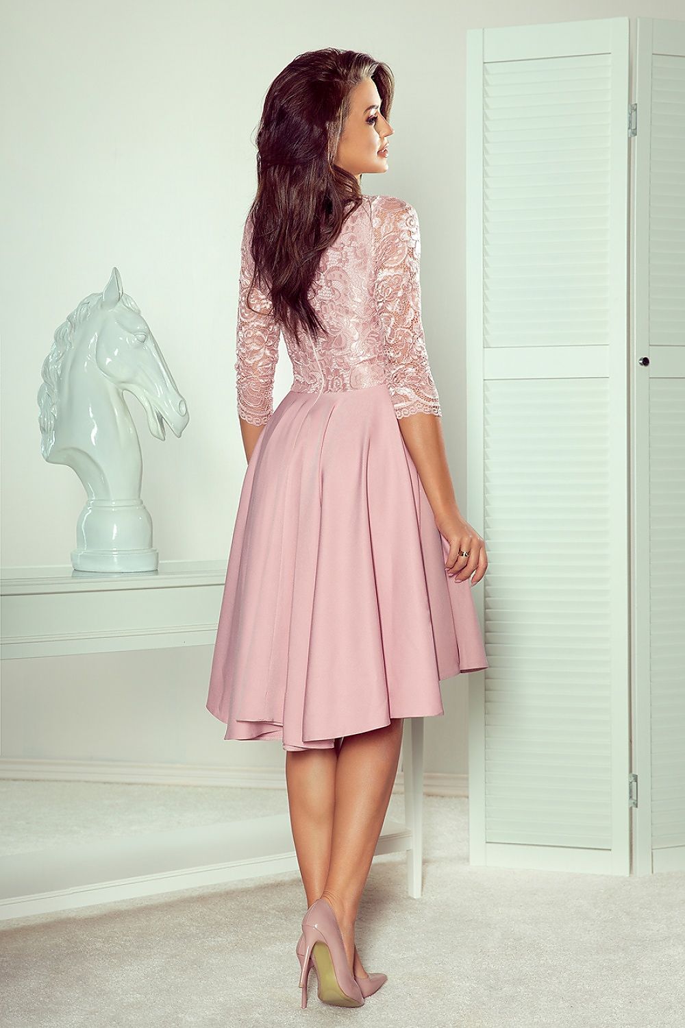  Estélyi ruha model 136998 Numoco 