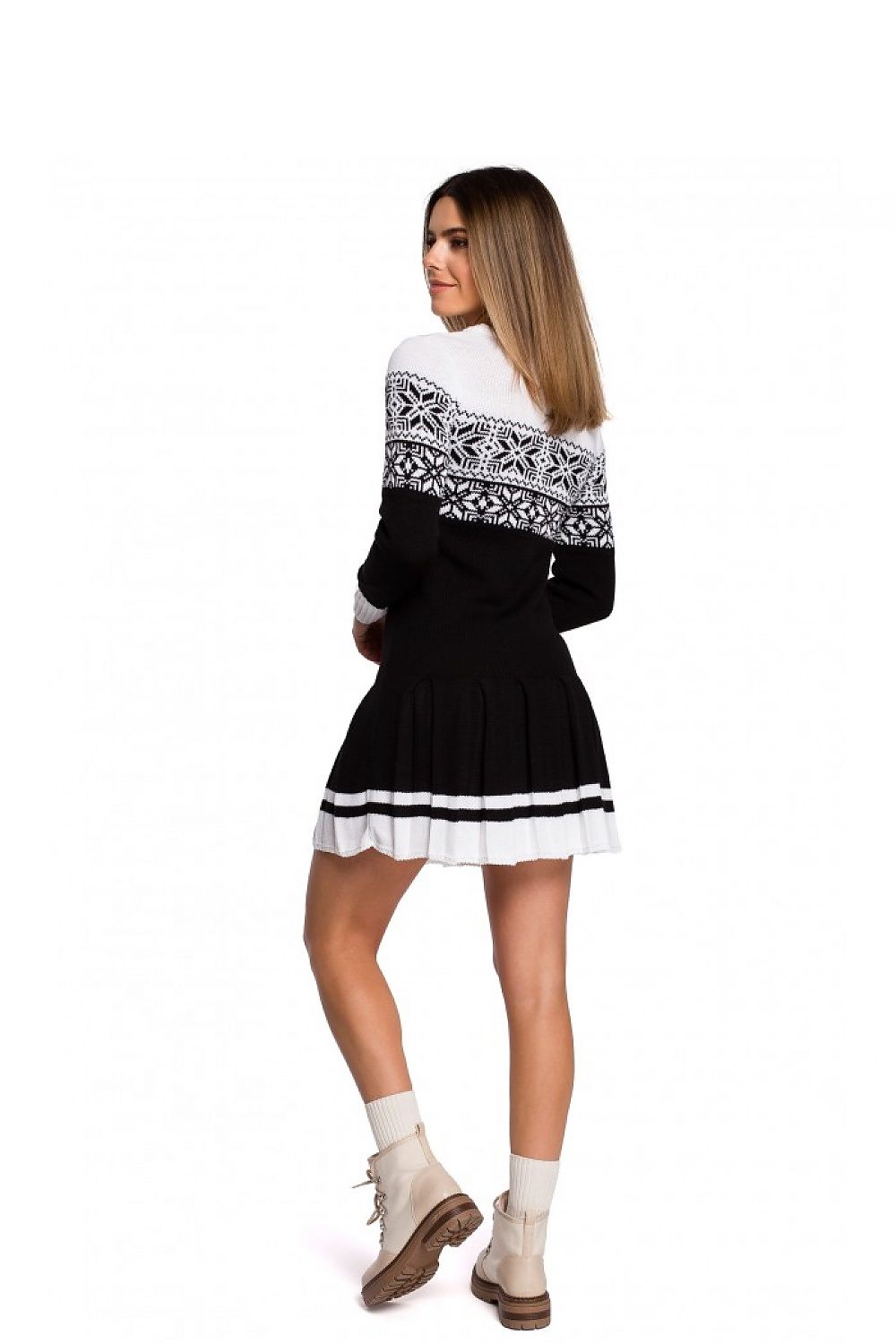  Hétköznapi ruha model 150221 Moe 