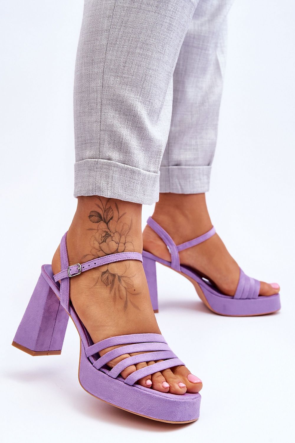  Magassarkú szandál model 179119 Step in style 