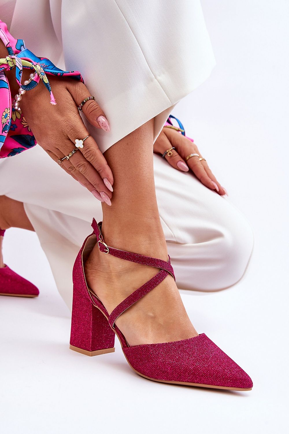  Magassárkú körömcipő model 181455 Step in style 