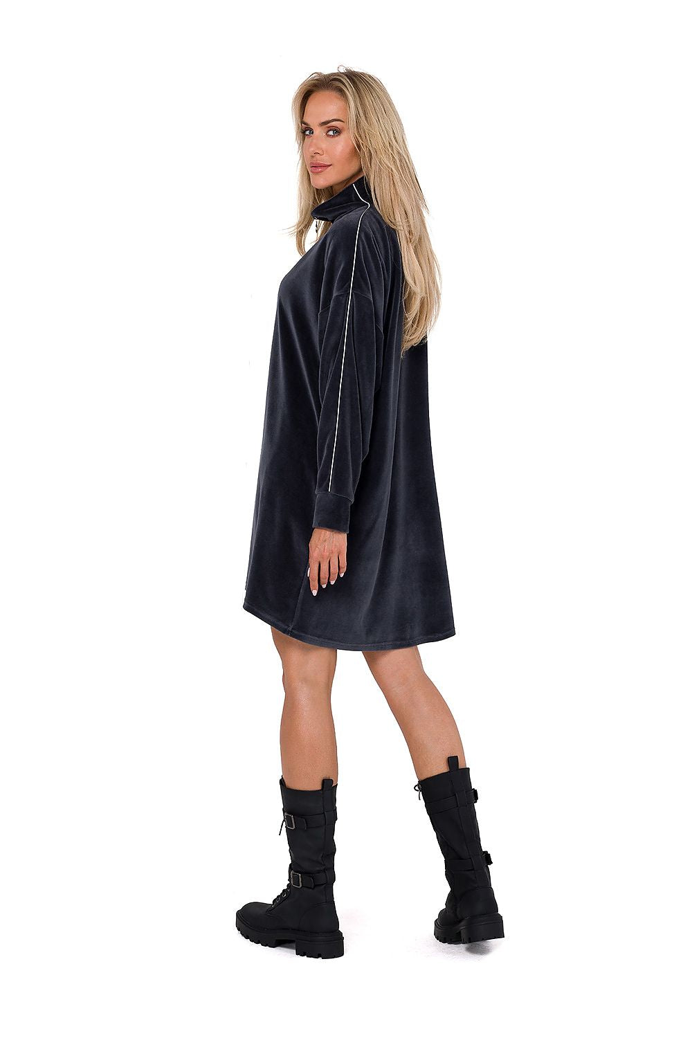  Hétköznapi ruha model 184704 Moe 